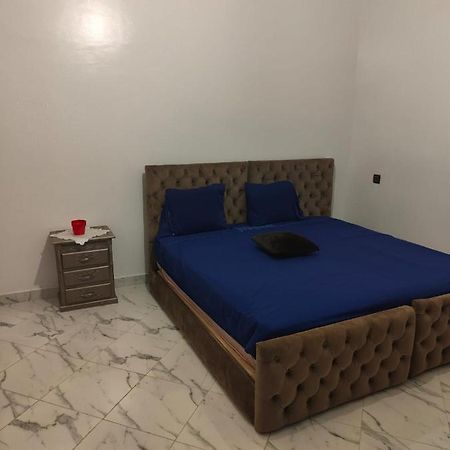 Studio Neuf Proprete Et Hygiene Irreprochable Proche Des Bus Ctm - 4 Em Etage Face Terrasse Tanger Exterior foto