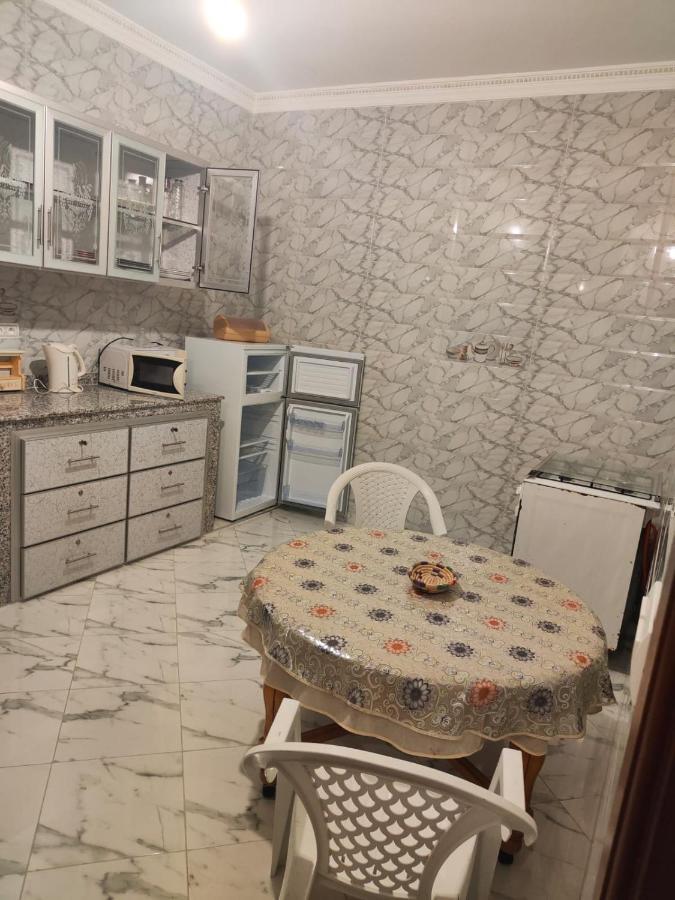 Studio Neuf Proprete Et Hygiene Irreprochable Proche Des Bus Ctm - 4 Em Etage Face Terrasse Tanger Exterior foto